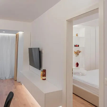 Apartament Elrea Living *