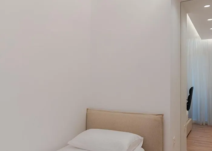 Elrea Living Apartment