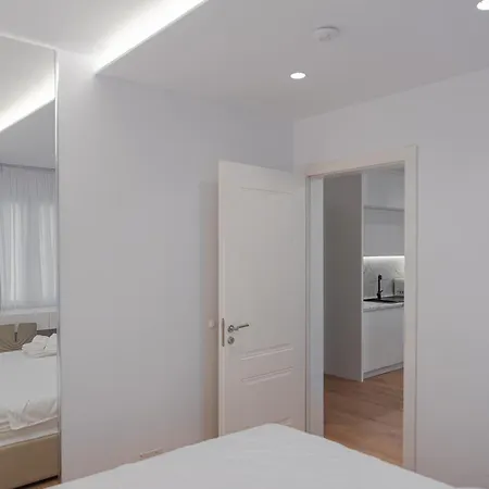 Apartment Belleview 8 *