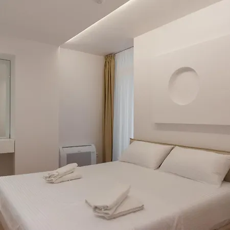 Elrea Living דירה