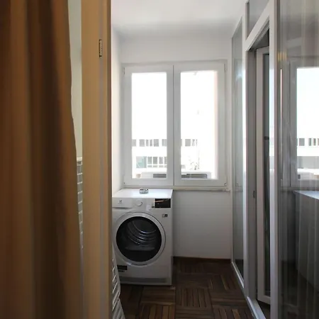 Belleview 8 Apartment