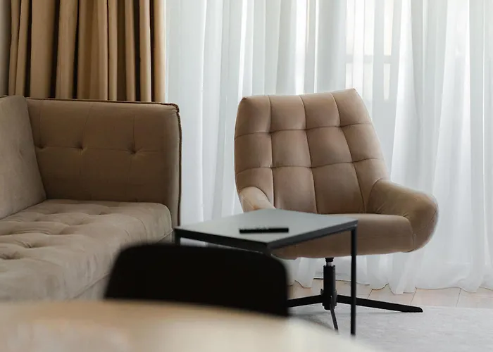 Belleview 8 * Tirana